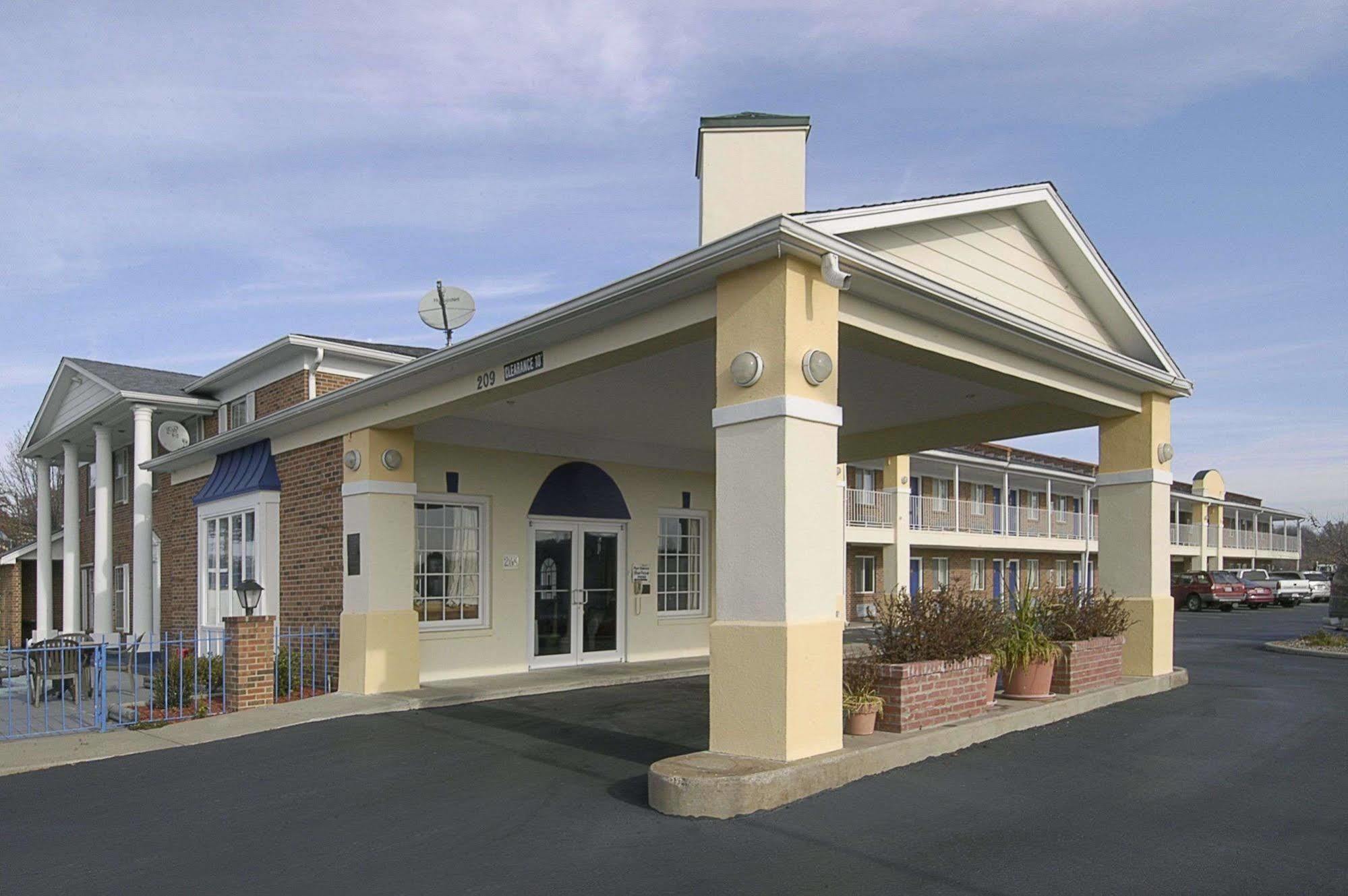 Days Inn By Wyndham Liberty/Ne Kansas City Esterno foto