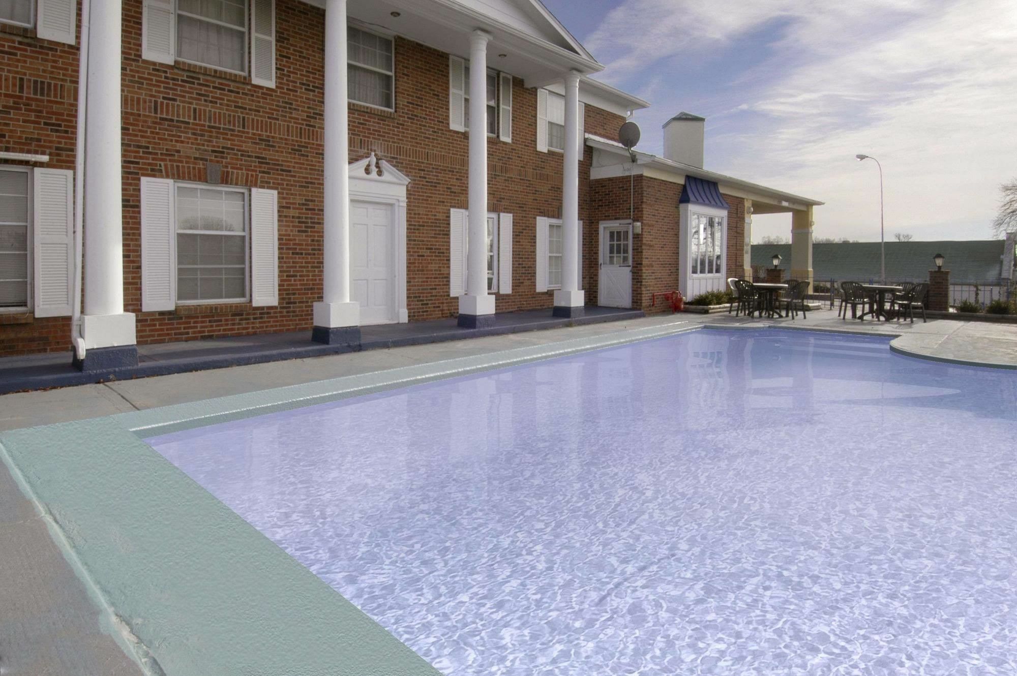 Days Inn By Wyndham Liberty/Ne Kansas City Esterno foto